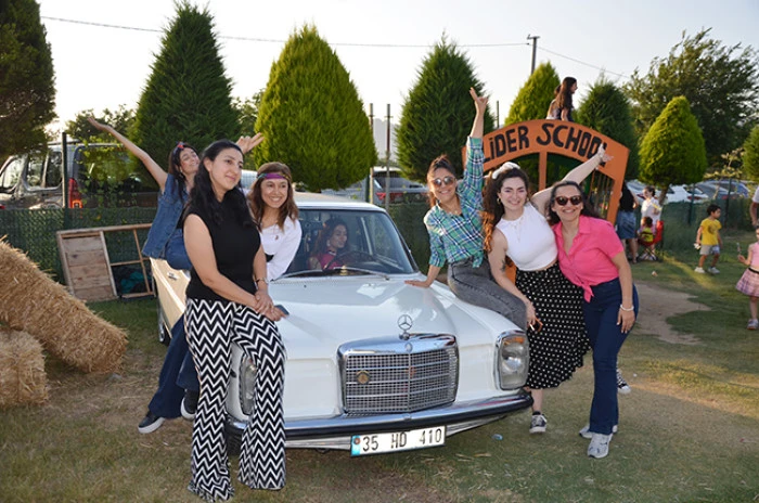 LiderFest’te 70’ler ve 80’ler Rüzgarı Esti