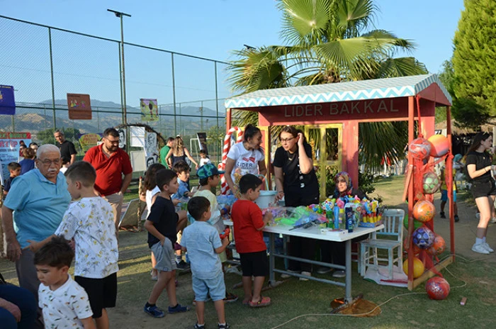 LiderFest’te 70’ler ve 80’ler Rüzgarı Esti