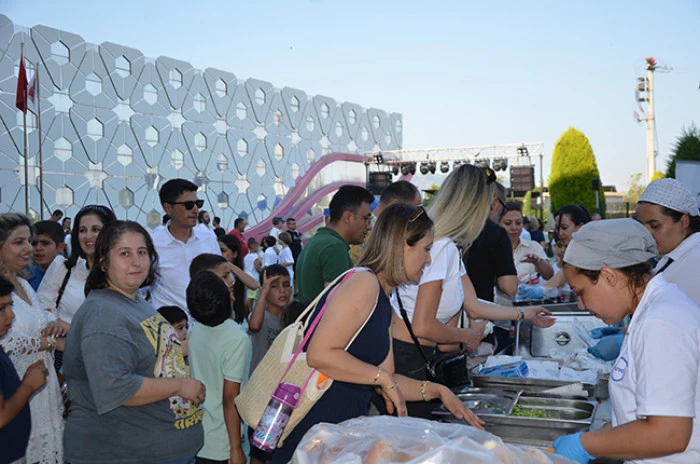 LiderFest’te 70’ler ve 80’ler Rüzgarı Esti