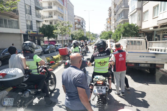 Aydın’da Gelenek Yaşatıldı: Vakıflardan 52 Çocuğa Sünnet Şöleni