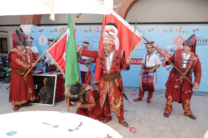 Aydın’da Gelenek Yaşatıldı: Vakıflardan 52 Çocuğa Sünnet Şöleni