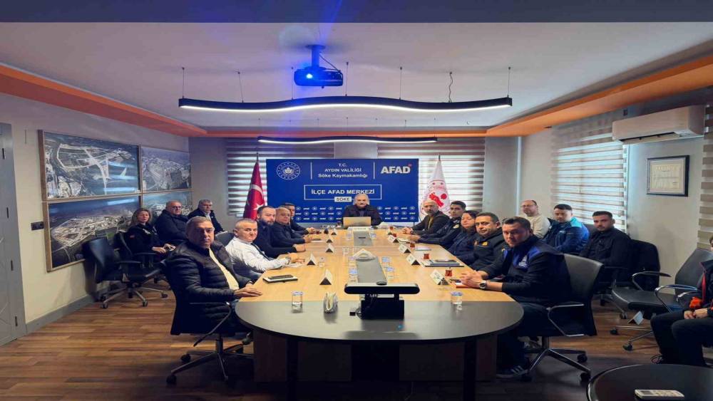 Şiddetli yağış &ouml;ncesi AFAD koordinasyon toplantısı yapıldı
