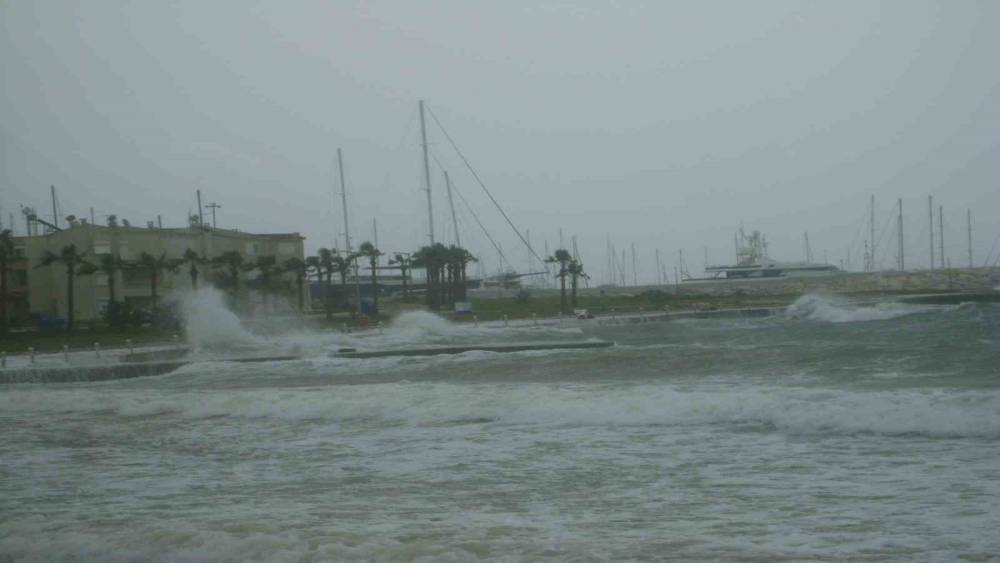 Balık&ccedil;ılara fırtına uyarısı