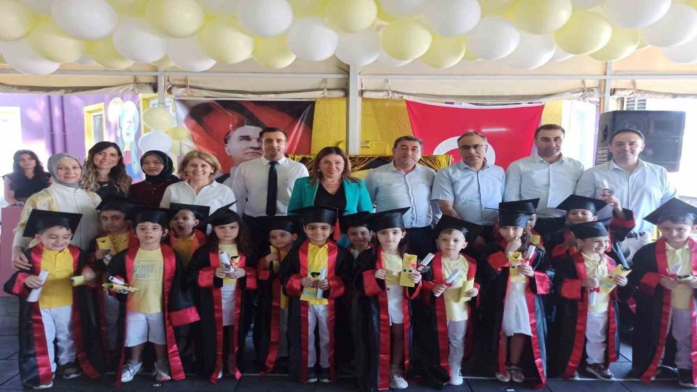 Aydın Devlet Hastanesi Kreşi’nde mezuniyet coşkusu
