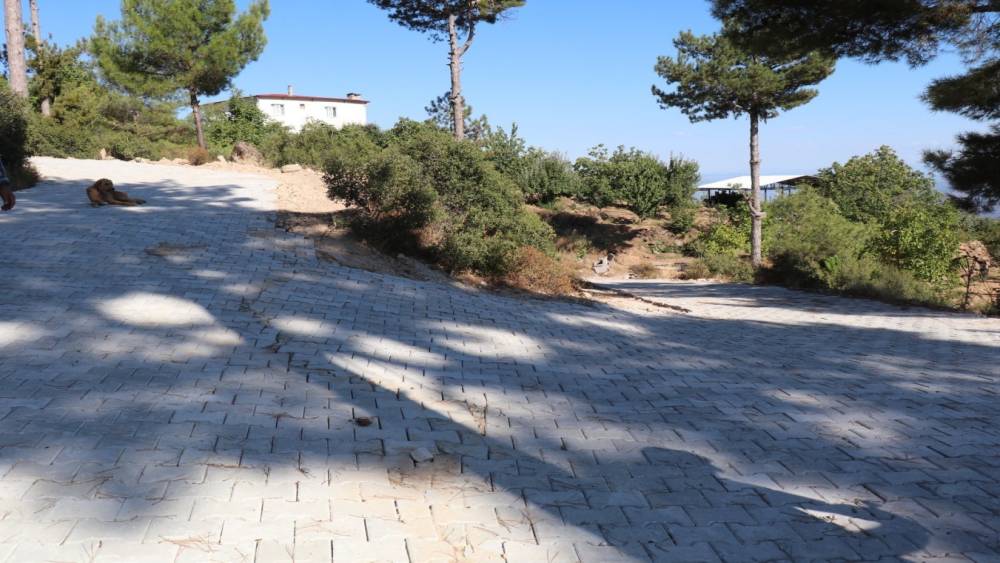 Bozdoğan Madran Mahallesi&rsquo;ndeki yolda &ccedil;alışmalar tamamlandı
