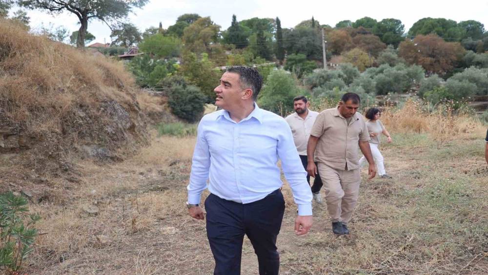 Şenk&ouml;y Mahallesi d&uuml;ğ&uuml;n salonuna kavuşuyor
