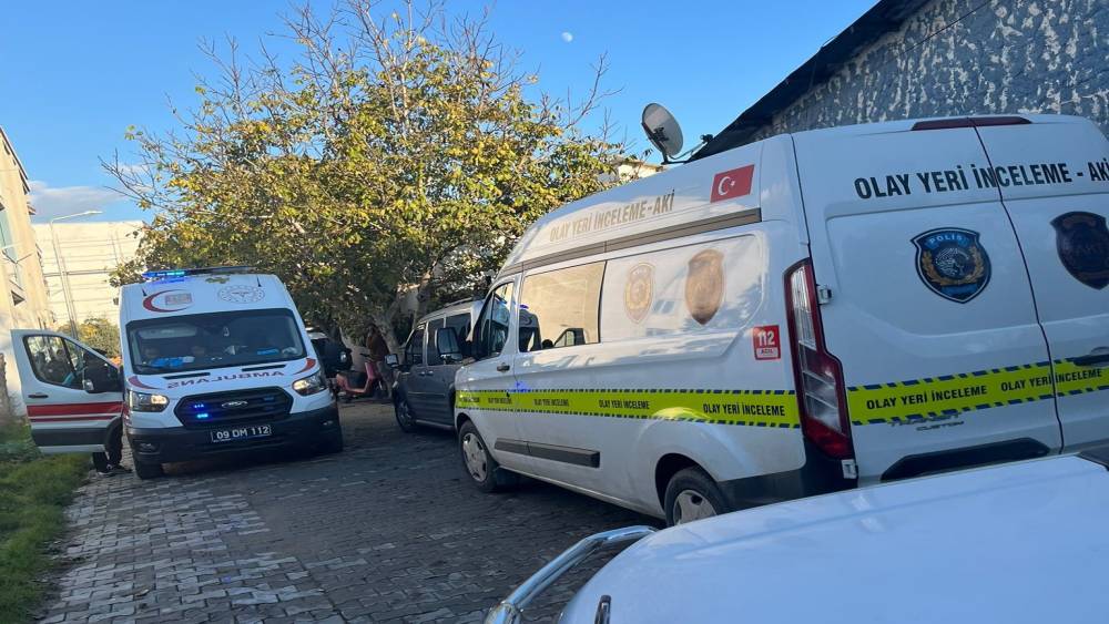 Evin bahçesinde ölü halde bulundu