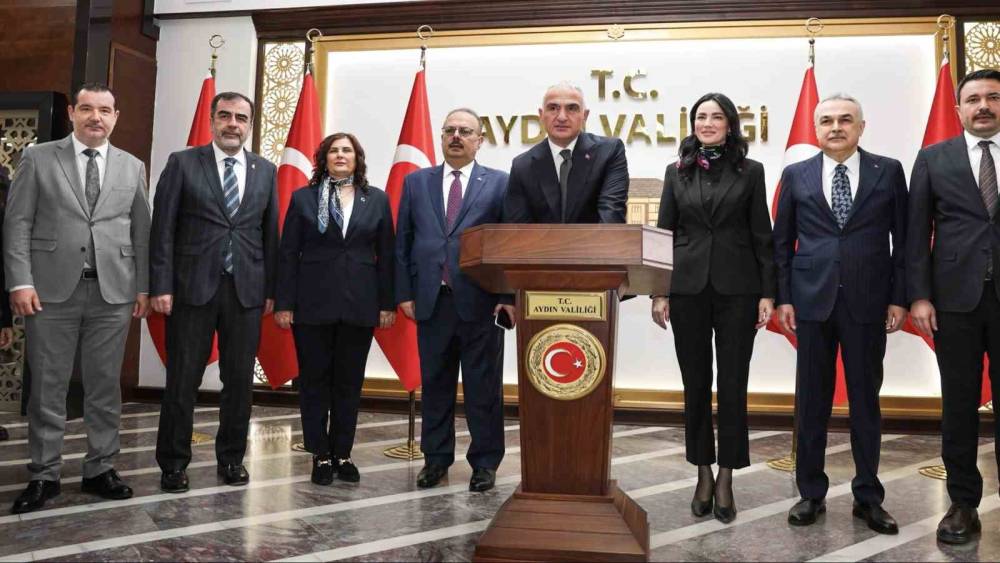 Bakan Ersoy&rsquo;un ikinci durağı Aydın Valiliği oldu
