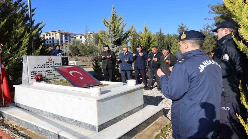 KARACASULU ŞEHİT KARABACAKLI MEZARI BAŞINDA ANILDI