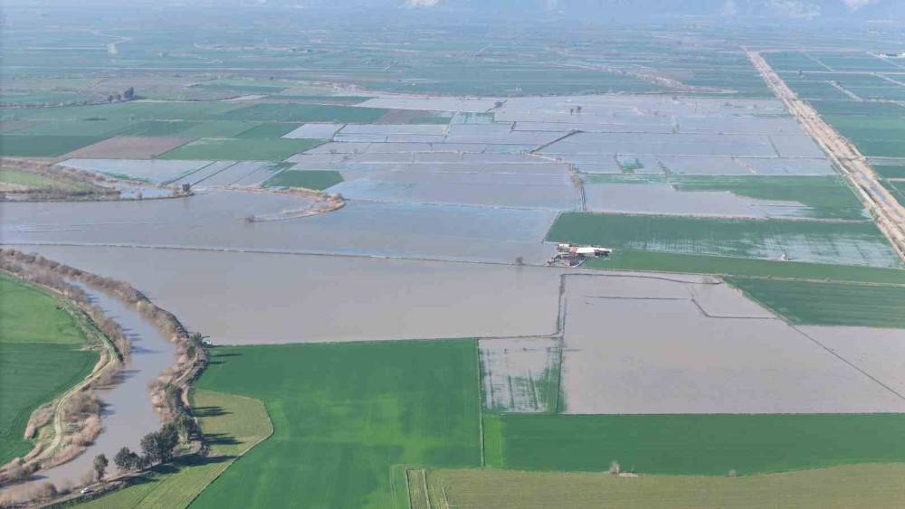 MENDERES TAŞTI, Y&Uuml;ZLERCE D&Ouml;N&Uuml;M SULAR ALTINDA KALDI