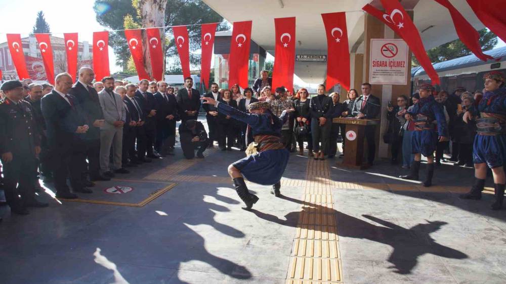 ATAT&Uuml;RK&rsquo;&Uuml;N AYDIN&rsquo;A GELİŞİNİN 95.YILD&Ouml;N&Uuml;M&Uuml; T&Ouml;RENLE KUTLANDI