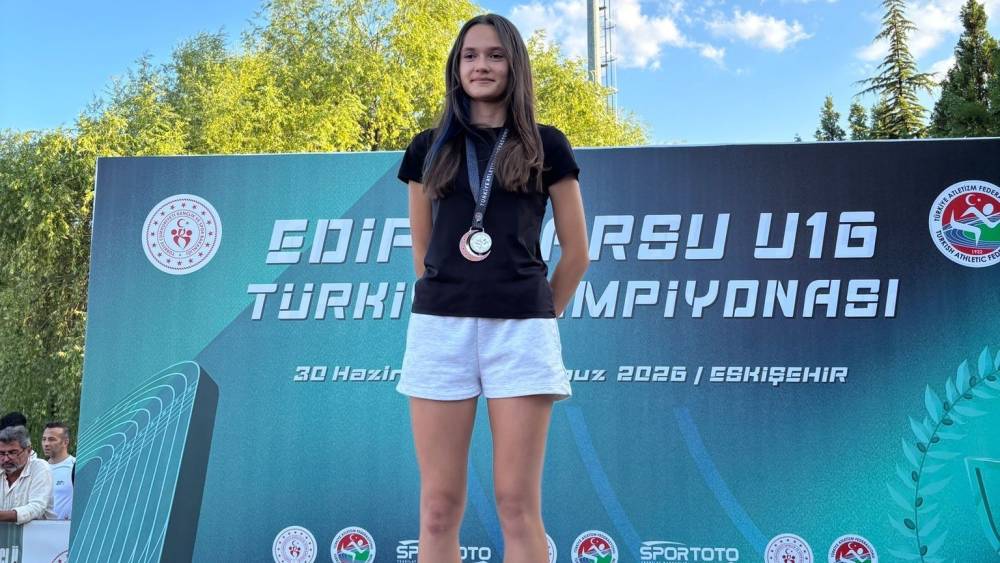 Aydınlı atlet T&uuml;rkiye ikincisi oldu

