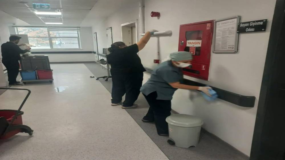 AD&Uuml; Hastanesi hematoloji servisinde hijyen &ccedil;alışması
