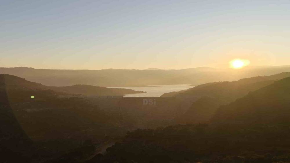 SAĞANAK YAĞIŞLAR ADNAN MENDERES BARAJI&rsquo;NA CAN VERDİ
