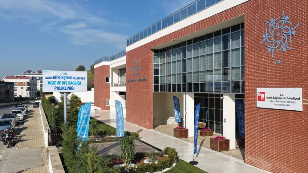 Başkan &Ccedil;er&ccedil;ioğlu, Ağız ve Diş Sağlığı Polikliniği&rsquo;ni Aydın&rsquo;a kazandırdı