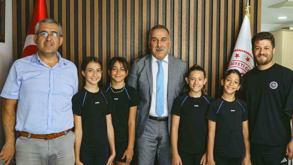Aydın Gen&ccedil;lik ve Spor İl M&uuml;d&uuml;r&uuml; Yığmatepe başarılı sporcuları ağırladı
