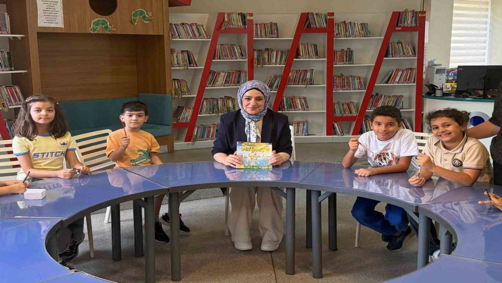 Aydın&rsquo;da kitap kul&uuml;b&uuml;n&uuml;n yeni okuma listesi belli oldu
