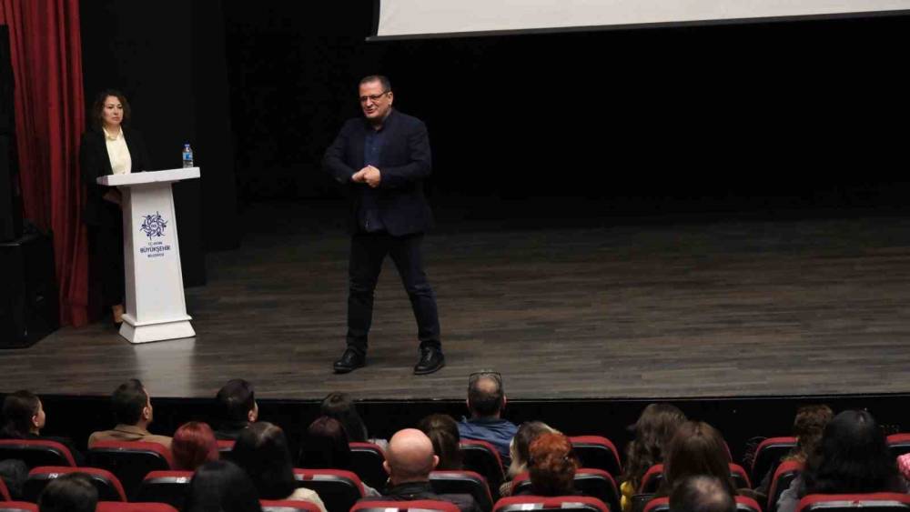 Aydın B&uuml;y&uuml;kşehir Belediyesi&rsquo;nin Disleksi Merkezi &ouml;ğrencilerin eğitim hayatına destek olmayı s&uuml;rd&uuml;r&uuml;yor
