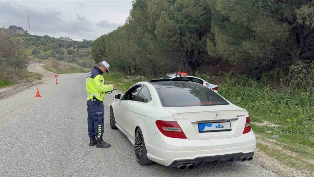 Aydın&rsquo;da &Ccedil;ember operasyonunda 55 aranan şahıs yakalandı