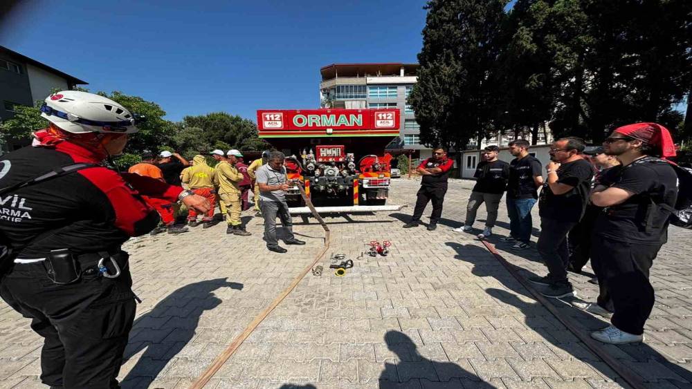ASAK g&ouml;n&uuml;ll&uuml;lerine orman yangınlarıyla m&uuml;cadele eğitimi
