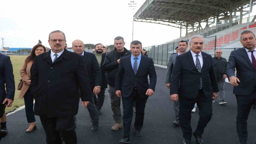 Aydın Valisi Canbolat, S&ouml;ke&rsquo;de devlet yatırımlarını inceledi
