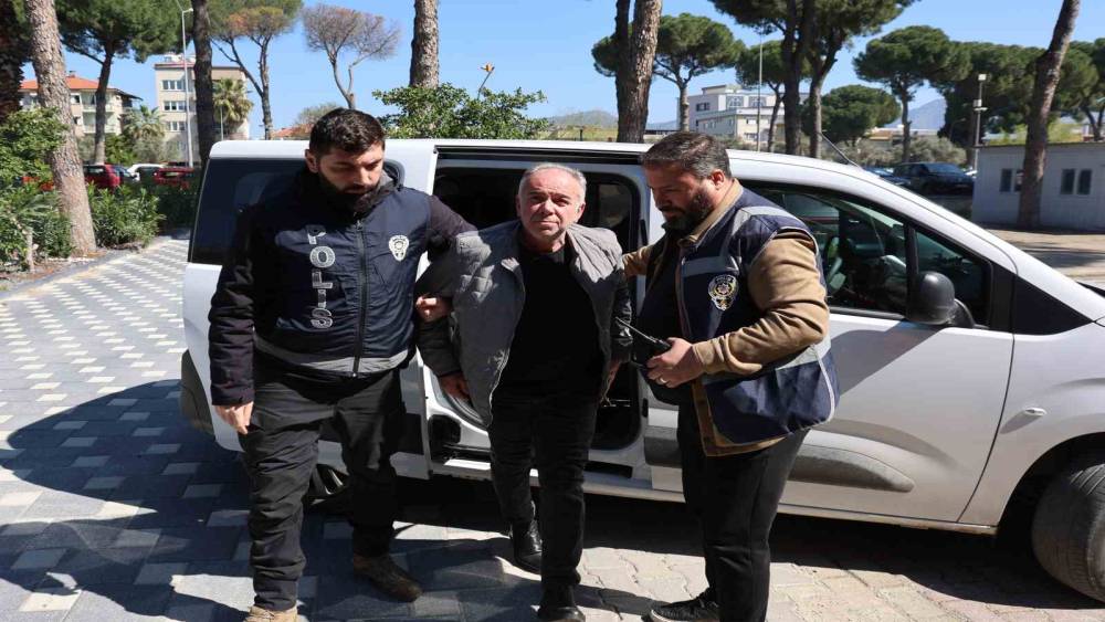 Silahlı saldırıyı ger&ccedil;ekleştiren eski başkan adliyeye sevk edildi
