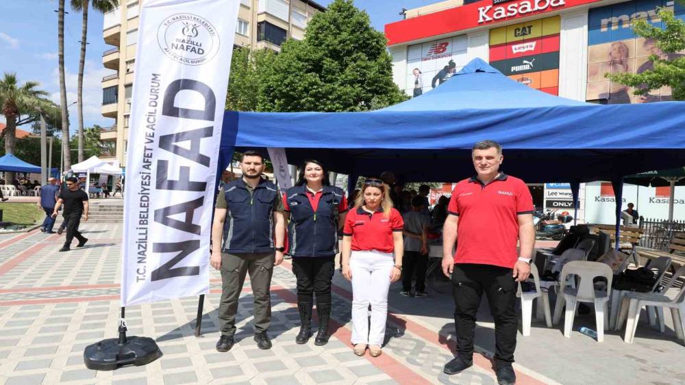 NAFAD standına vatandaşlar ilgi g&ouml;sterdi
