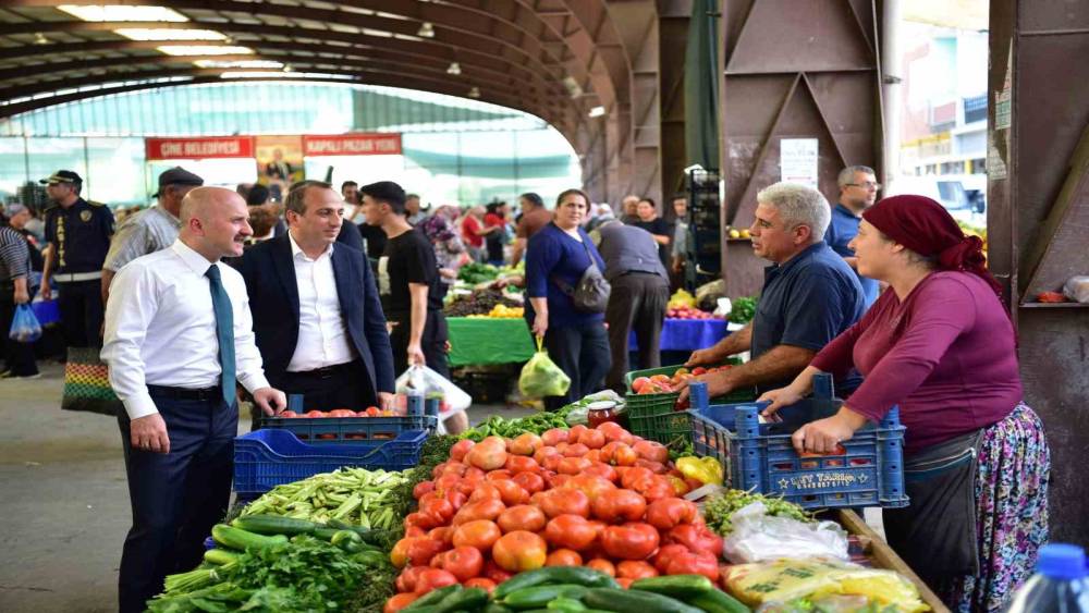 Aydın Valisi Osman Varol, &Ccedil;ine&rsquo;de esnaf ve vatandaşlarla buluştu