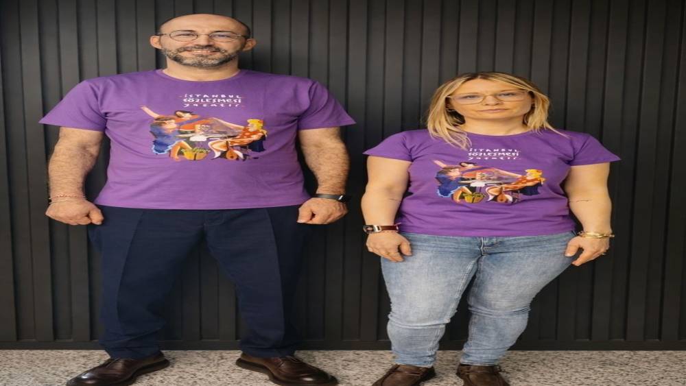 Başkan Zencirci 8 Mart mesajını eşiyle birlikte verdi