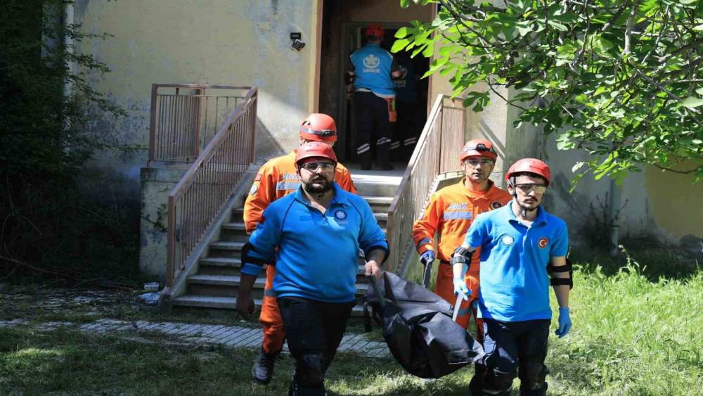 Aydın&rsquo;da UMKE tatbikatı ger&ccedil;ekleştirildi
