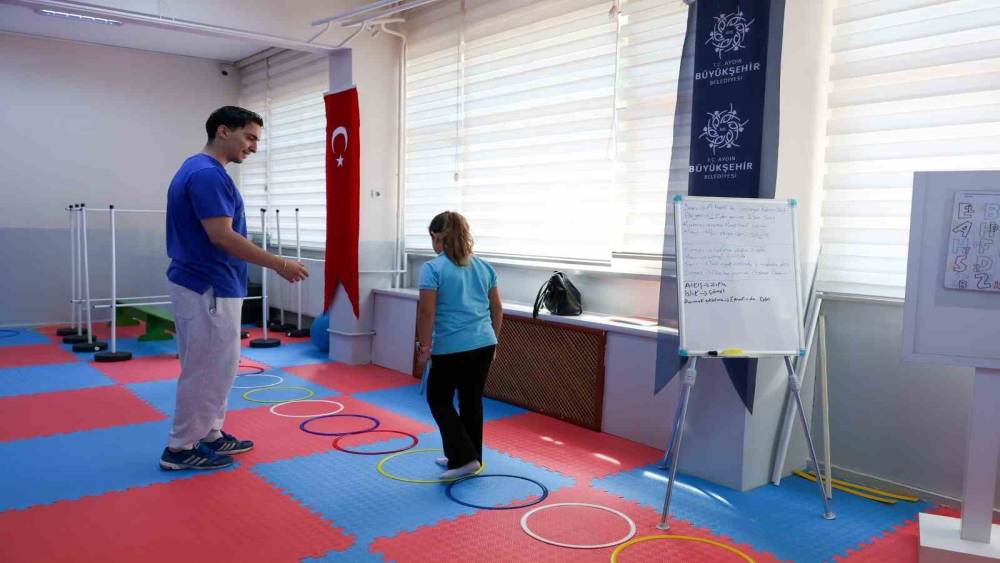 Aydın B&uuml;y&uuml;kşehir Disleksi Merkezi&rsquo;nde dersler devam ediyor