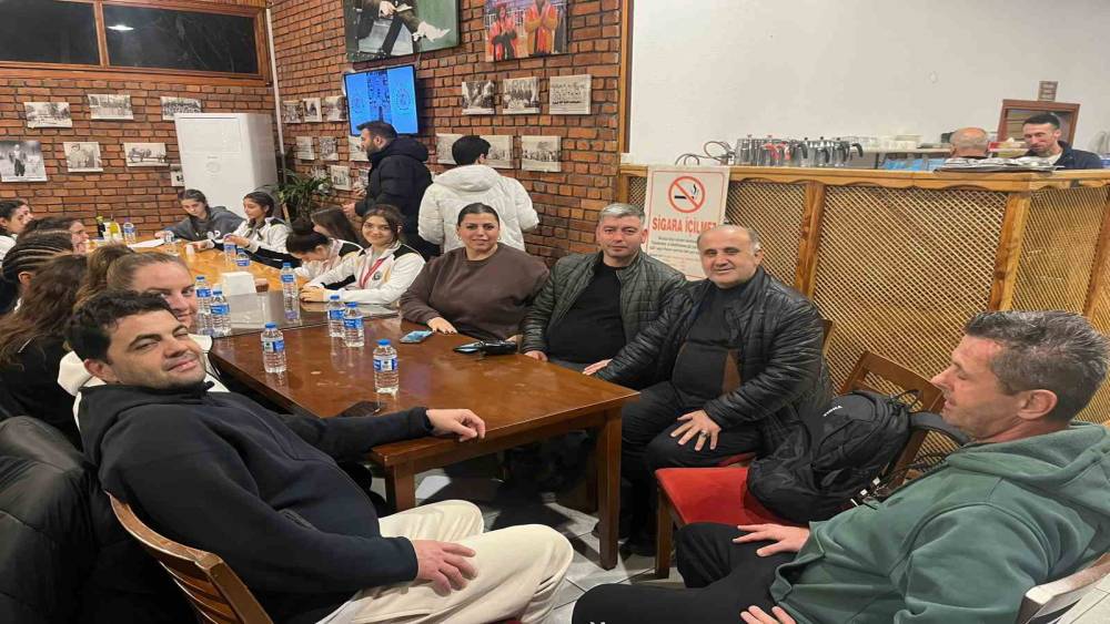 AYTO &uuml;yeleri gıda ve i&ccedil;ecek fuarında sekt&ouml;r&uuml;n nabzını tuttu