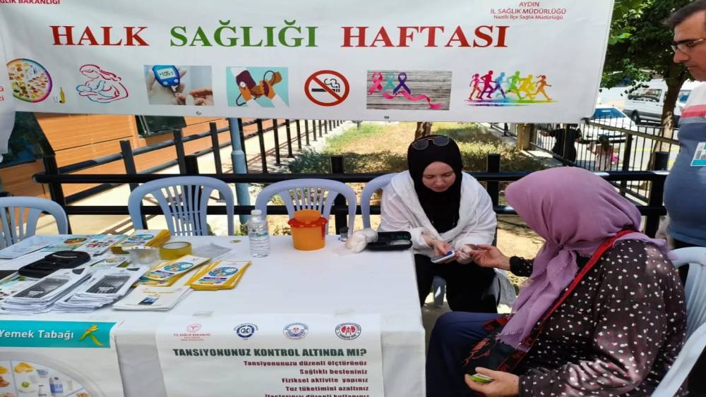 Nazilli&rsquo;de vatandaşların sağlık karnesi &ccedil;ıkarıldı
