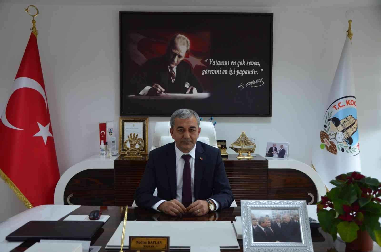 Başkan Kaplan Atatürk’ü andı