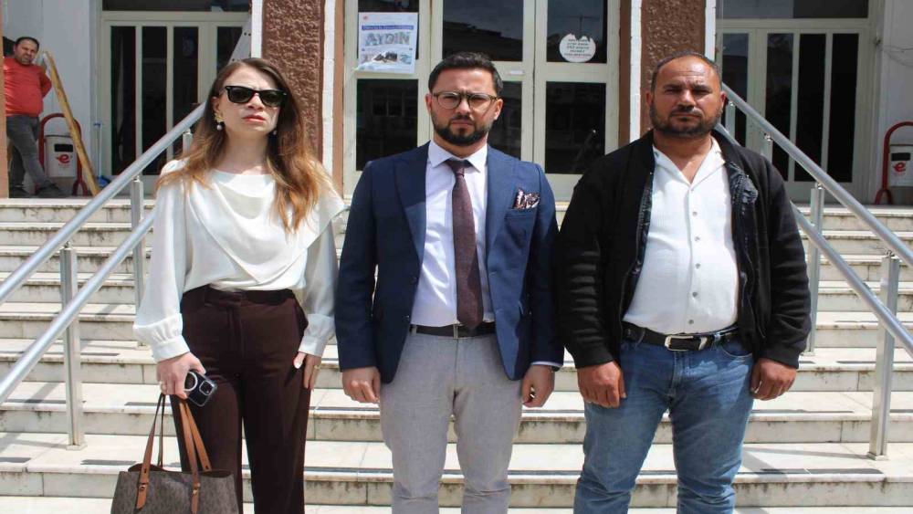 Motosiklet ve otomobil &ccedil;arpıştı: 1 yaralı