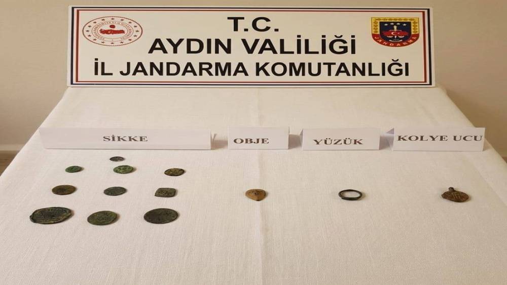 Bozdoğan&rsquo;da tarihi eser ka&ccedil;ak&ccedil;ılığı operasyonu: 4 ş&uuml;pheli yakalandı
