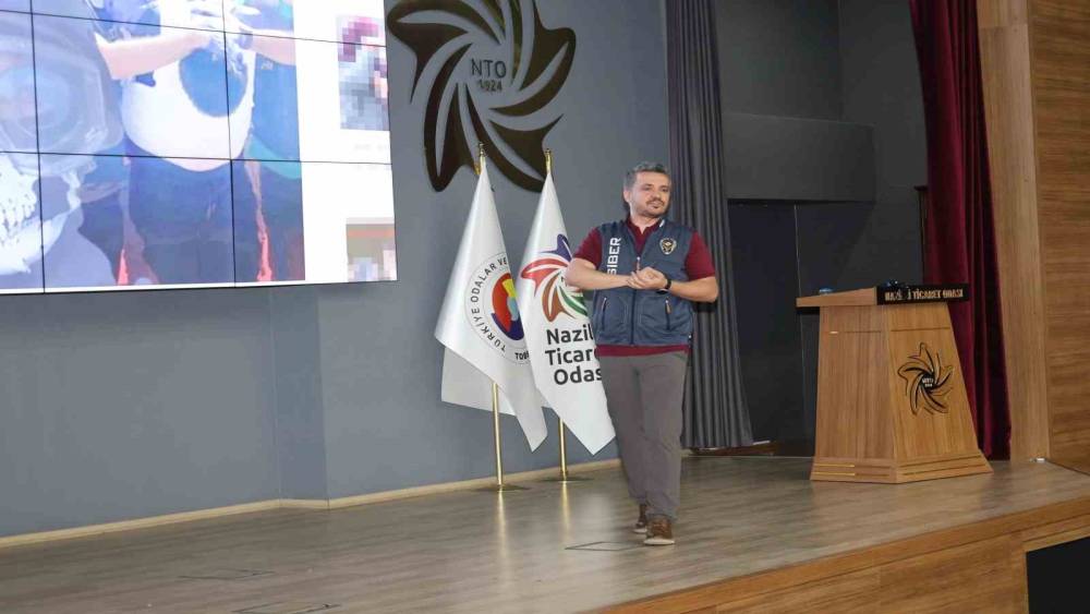 Nazilli&rsquo;de eğitimcilere siber g&uuml;venlik semineri
