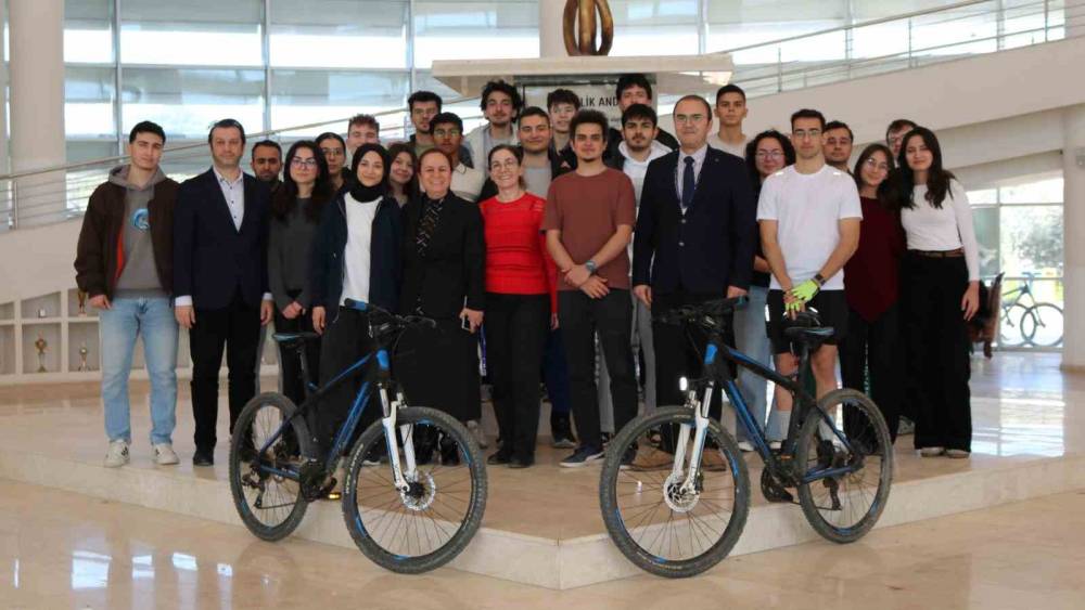 AD&Uuml;&rsquo;de bisiklet turu d&uuml;zenlendi
