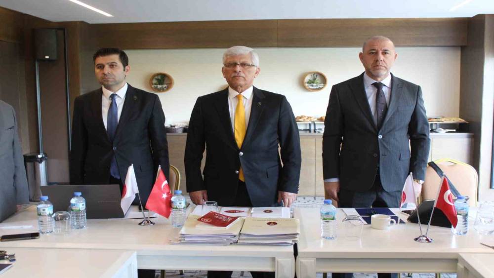 Veterinerlerin sorunları Aydın&rsquo;da g&ouml;r&uuml;ş&uuml;ld&uuml;
