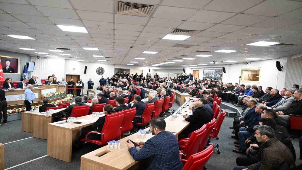 B&uuml;y&uuml;kşehir&rsquo;in &uuml;cretsiz diş sağlığı hizmetine CHP&rsquo;den &rsquo;ret&rsquo; oyu