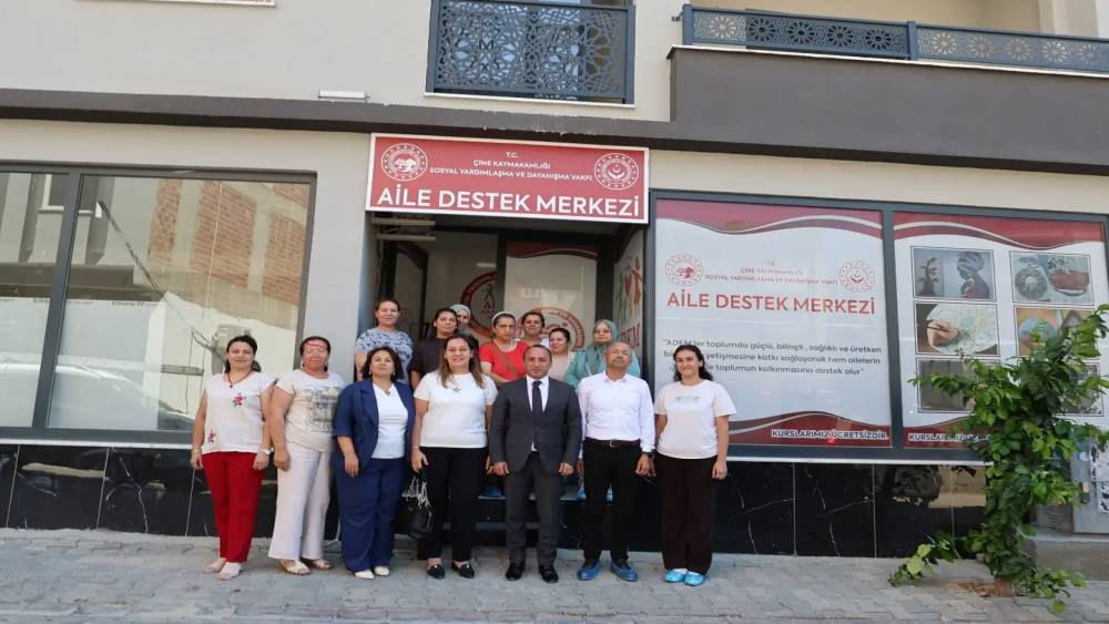 &Ccedil;ine Kaymakamı Erdoğan, ADEM kursiyerleriyle bir araya geldi
