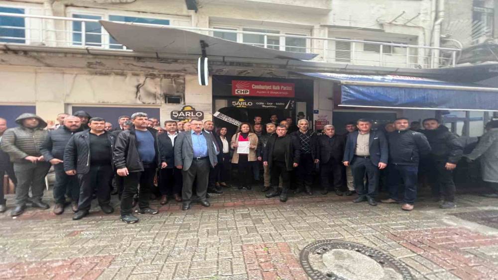 Aydınlı 50 muhtardan CHP&rsquo;ye siyah &ccedil;elenk
