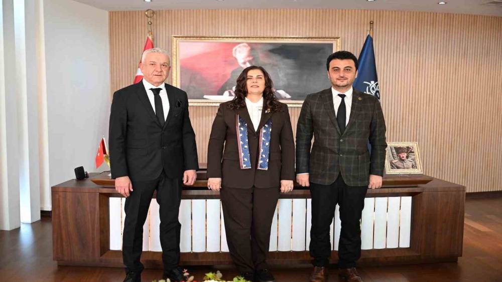 BAŞKAN &Ccedil;ER&Ccedil;İOĞLU, TCDD İZMİR YETKİLİLERİNİ AĞIRLADI