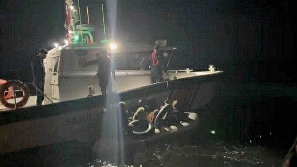 Kuşadası&rsquo;nda 10 d&uuml;zensiz g&ouml;&ccedil;men yakalandı
