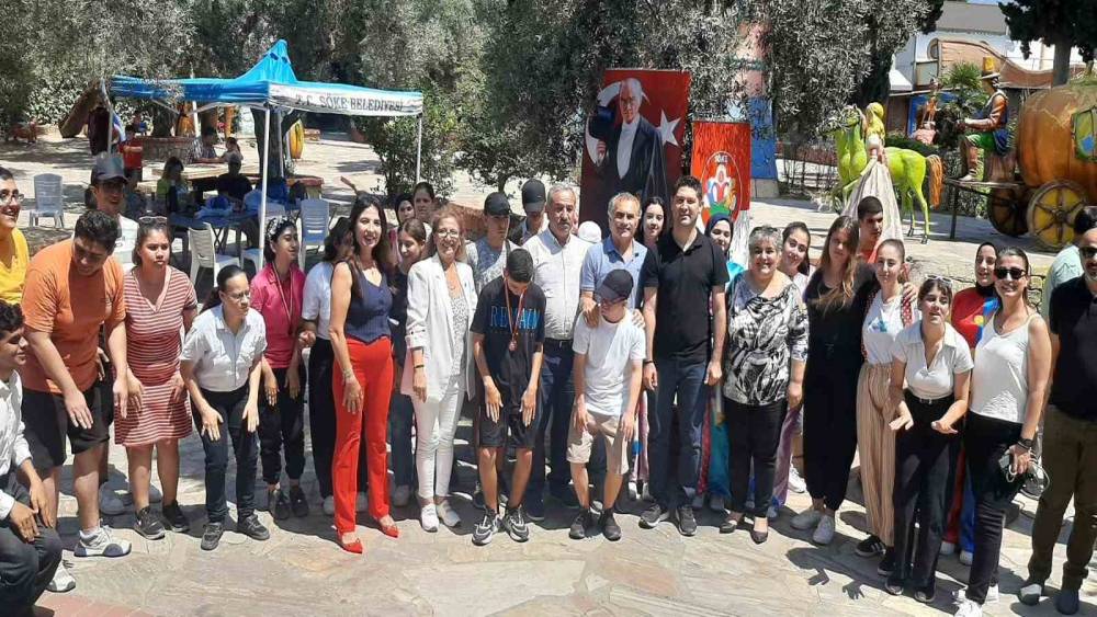 Söke Kent Konseyi Engelliler Meclisi’nden yıl sonu etkinliği

