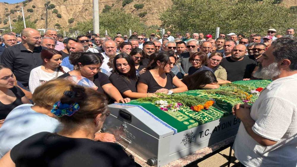 Eski CHP Aydın İl Başkanı &Ccedil;ankır son yolculuğuna uğurlandı
