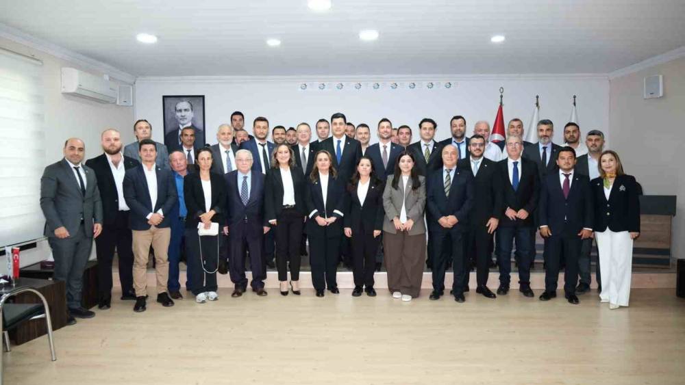 AYSO Başkanı Maraş g&uuml;ven tazeledi
