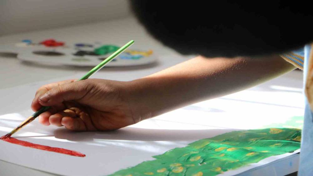 Aydın&rsquo;da &ccedil;ocuklar, hayallerini tuvale aktaracak
