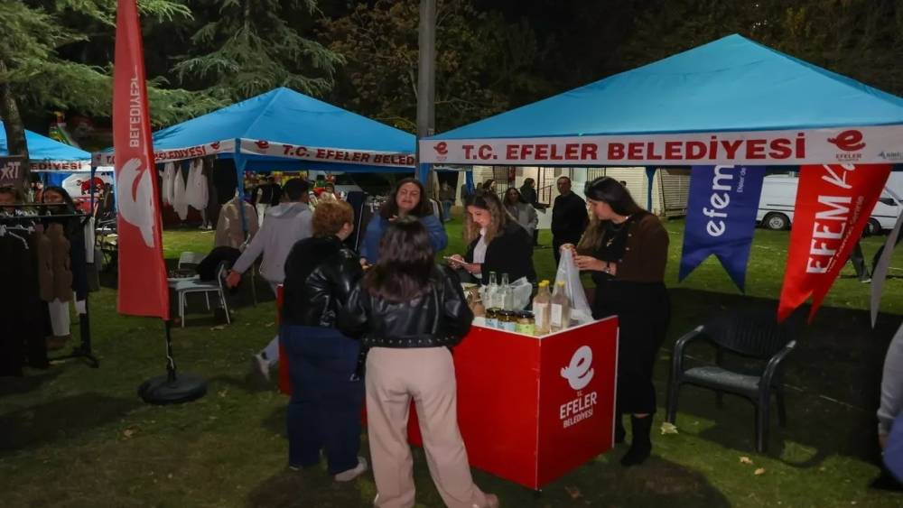 Efeler&rsquo;de 3 g&uuml;n s&uuml;recek kahve ve m&uuml;zik ş&ouml;leni başlıyor