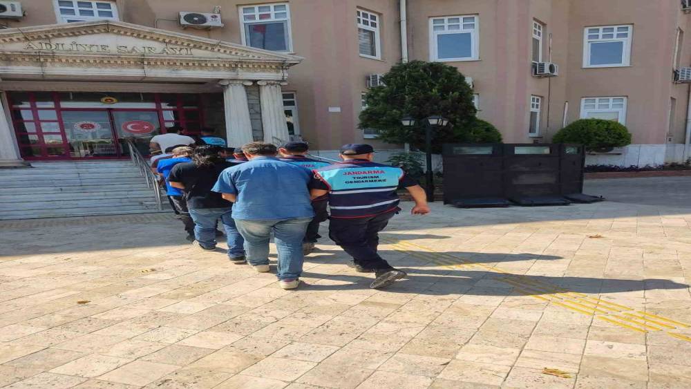 DİDİM’DE KAÇAK KAZIYA JANDARMA BASKINI